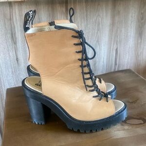 Dr Martens